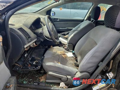 Zdjęcie 7 z 12 samochodu: 2012 NISSAN SENTRA 2.0 VIN:3N1AB6AP4CL613018 - miniatura