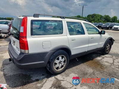 Trzecie zdjęcie samochodu z tyłu: 2002 VOLVO V70 XC VIN:YV1SZ58D421056792 - miniatura
