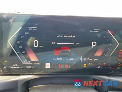 Zdjęcie 9 z 12 samochodu: 2023 BMW 330I VIN:3MW69FF00P8D57993 - miniatura