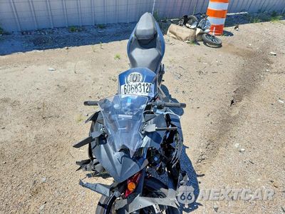 Piąte zdjęcie samochodu w środku: 2026 KAWASAKI EX500 VIN:ML5EXGG11TDA88298 - miniatura