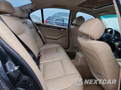 Zdjęcie 10 z 12 samochodu: 2004 BMW 330 XI VIN:WBAEW53464PN32363 - miniatura