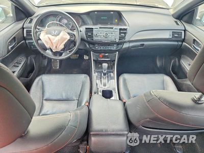 Zdjęcie 8 z 12 samochodu: 2017 HONDA ACCORD SPORT SPECIAL EDITION VIN:1HGCR2F14HA290975 - miniatura