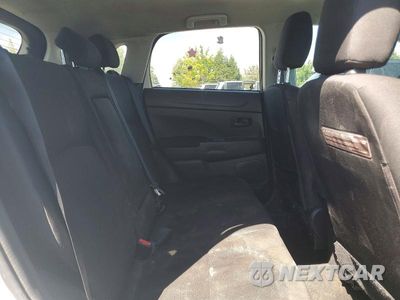 Zdjęcie 11 z 13 samochodu: 2014 MITSUBISHI OUTLANDER SPORT ES VIN:4A4AP3AU3EE015212 - miniatura