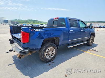 Trzecie zdjęcie samochodu z tyłu: 2019 CHEVROLET SILVERADO K2500 HEAVY DUTY LTZ VIN:1GC1KTEY9KF196468 - miniatura