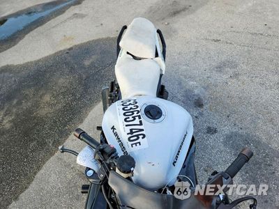 Piąte zdjęcie samochodu w środku: 2013 KAWASAKI ZX1000 H VIN:JKAZXCH16DA006168 - miniatura