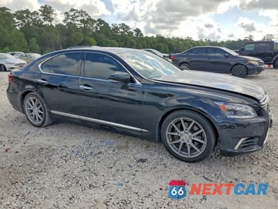 Czwarte zdjęcie samochodu z boku: 2013 LEXUS LS 460 VIN:JTHBL5EF8D5119836 - miniatura