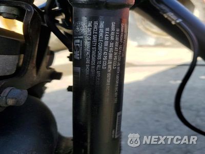 Zdjęcie 8 z 8 samochodu: 2016 HARLEY-DAVIDSON XL1200 CX VIN:1HD1LM362GC444426 - miniatura
