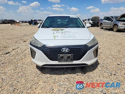 Piąte zdjęcie samochodu w środku: 2019 HYUNDAI IONIQ BLUE VIN:KMHC65LC0KU136747 - miniatura