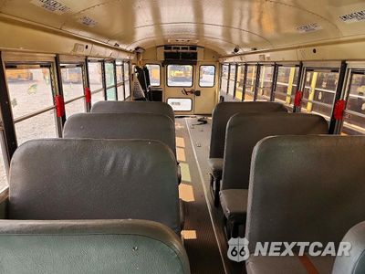 Zdjęcie 6 z 10 samochodu: 2015 IC CORPORATION 3000 CE BUS SCHOOL BUS VIN:4DRBUC8P0FB643523 - miniatura