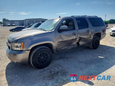 2012 CHEVROLET SUBURBAN K1500 LT 1GNSKJE75CR167413 - główne zdjęcie licytacji z USA - miniatura