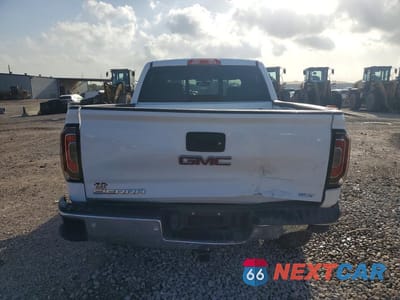 Zdjęcie 6 z 12 samochodu: 2018 GMC SIERRA K1500 SLT VIN:3GTU2NEC1JG560408 - miniatura