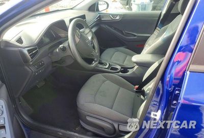 Zdjęcie 7 z 12 samochodu: 2021 HYUNDAI IONIQ BLUE VIN:KMHC65LC5MU261648 - miniatura