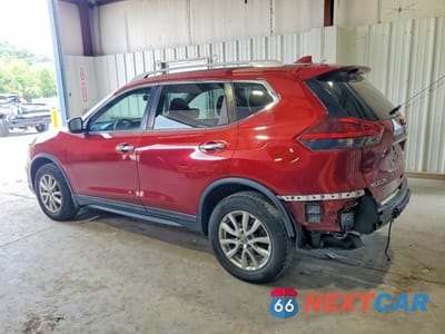 Drugie zdjęcie samochodu z przodu: 2018 NISSAN ROGUE SV VIN:5N1AT2MV4JC805296 - miniatura