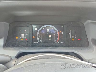 Zdjęcie 9 z 12 samochodu: 2025 TOYOTA TACOMA SR5 VIN:3TMKB5FN9SM024672 - miniatura