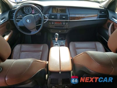 Zdjęcie 8 z 13 samochodu: 2011 BMW X5 XDRIVE35I VIN:5UXZV4C50BL412197 - miniatura