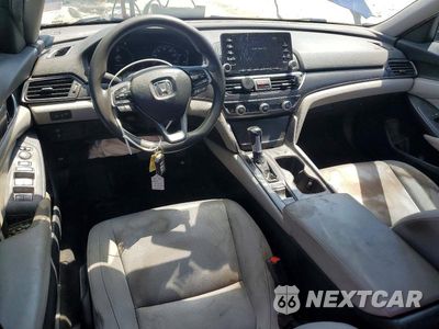 Zdjęcie 8 z 13 samochodu: 2019 HONDA ACCORD LX VIN:1HGCV1F17KA069755 - miniatura