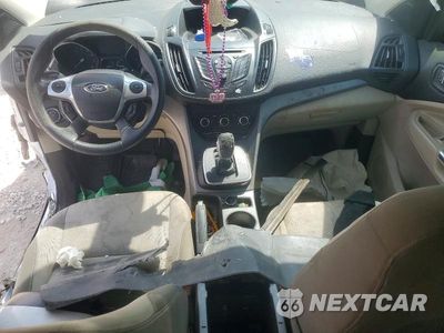 Zdjęcie 8 z 13 samochodu: 2014 FORD ESCAPE SE VIN:1FMCU0GX2EUB81442 - miniatura