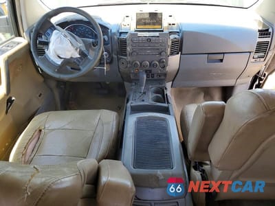 Zdjęcie 8 z 14 samochodu: 2004 NISSAN ARMADA SE/LE VIN:5N1AA08A54N705959 - miniatura