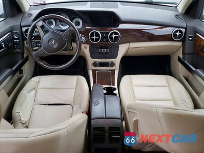 Zdjęcie 8 z 13 samochodu: 2015 MERCEDES-BENZ GLK 350 4MATIC VIN:WDCGG8JB9FG412050 - miniatura
