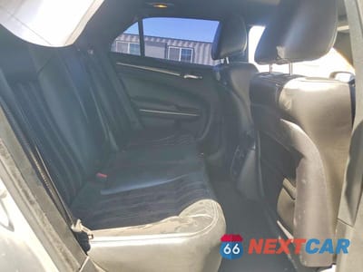 Zdjęcie 10 z 13 samochodu: 2021 CHRYSLER 300 S VIN:2C3CCABG8MH529044 - miniatura