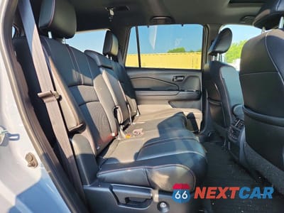 Zdjęcie 11 z 14 samochodu: 2022 HONDA PILOT TRAILSPORT VIN:5FNYF6H81NB102236 - miniatura