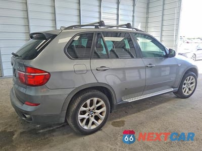 Trzecie zdjęcie samochodu z tyłu: 2012 BMW X5 XDRIVE35I VIN:5UXZV4C51CL752203 - miniatura