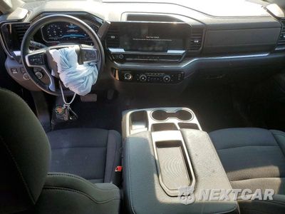 Zdjęcie 8 z 12 samochodu: 2023 CHEVROLET SILVERADO K1500 LT-L VIN:3GCPDKEK7PG143834 - miniatura