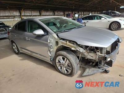 Czwarte zdjęcie samochodu z boku: 2020 HYUNDAI ELANTRA SEL VIN:5NPD84LF0LH592878 - miniatura