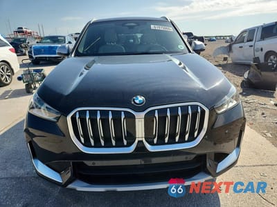 Piąte zdjęcie samochodu w środku: 2024 BMW X1 XDRIVE28I VIN:WBX73EF00R5019869 - miniatura