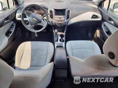 Zdjęcie 8 z 12 samochodu: 2019 CHEVROLET CRUZE LT VIN:1G1BE5SM4K7115081 - miniatura
