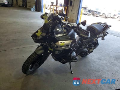 Trzecie zdjęcie samochodu z tyłu: 2025 BMW R 1300 GS ADVENTURE VIN:WB10M3307S6L38476 - miniatura