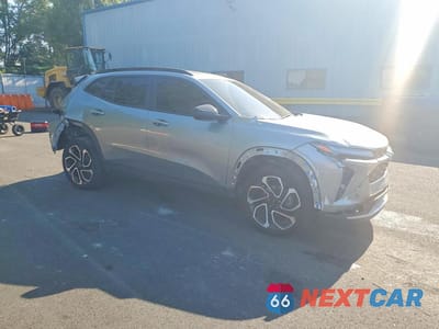 Czwarte zdjęcie samochodu z boku: 2025 CHEVROLET TRAX 2RS VIN:KL77LJEP3SC154590 - miniatura