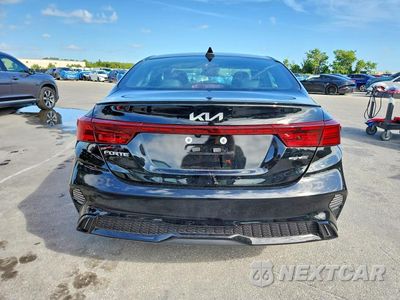 Zdjęcie 6 z 12 samochodu: 2026 KIA FORTE GT LINE VIN:3KPF54AD0PE661145 - miniatura