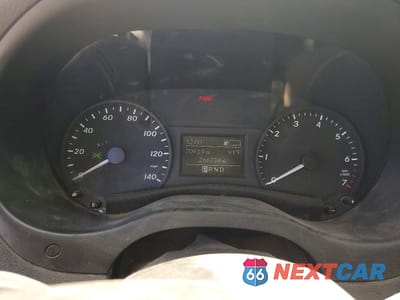 Zdjęcie 9 z 13 samochodu: 2017 MERCEDES-BENZ METRIS VIN:WD3PG2EA8H3216724 - miniatura
