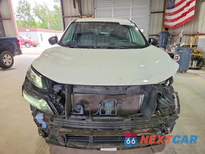 Piąte zdjęcie samochodu w środku: 2021 NISSAN ROGUE S VIN:5N1AT3AA5MC724027 - miniatura