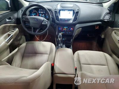 Zdjęcie 8 z 14 samochodu: 2019 FORD ESCAPE SE VIN:1FMCU9GD5KUB61126 - miniatura
