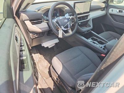 Zdjęcie 8 z 13 samochodu: 2025 FORD EXPLORER ACTIVE VIN:1FMUK7DH2SGC36658 - miniatura