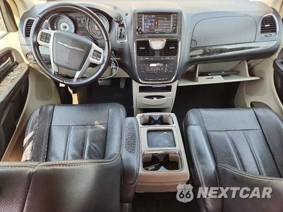Zdjęcie 8 z 14 samochodu: 2014 CHRYSLER TOWN & COUNTRY TOURING VIN:2C4RC1BG8ER434775 - miniatura