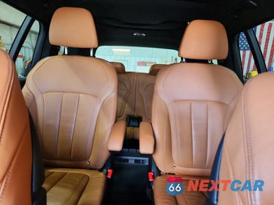 Zdjęcie 10 z 14 samochodu: 2022 BMW X7 XDRIVE40I VIN:5UXCW2C06N9K98431 - miniatura