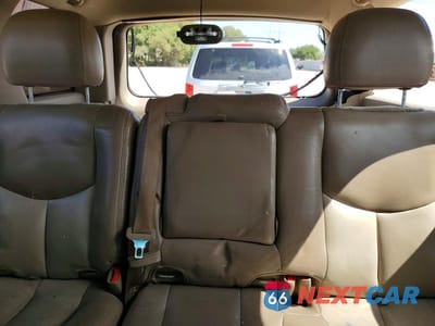 Zdjęcie 10 z 14 samochodu: 2003 GMC YUKON DENALI VIN:1GKEK63U63J165555 - miniatura