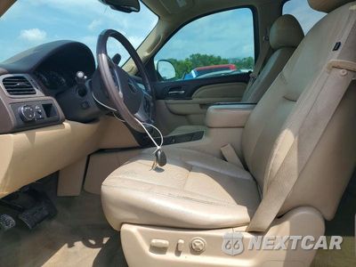 Zdjęcie 7 z 13 samochodu: 2012 GMC YUKON DENALI VIN:1GKS2EEF2CR133439 - miniatura