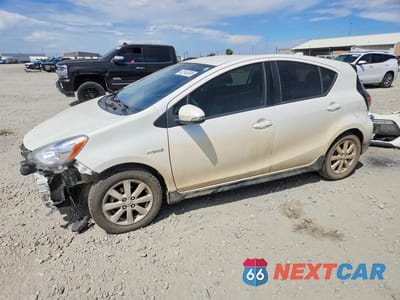 2017 TOYOTA PRIUS C TWO JTDKDTB34H1596208 - główne zdjęcie licytacji z USA - miniatura