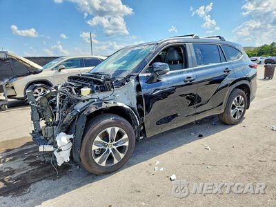 2025 TOYOTA HIGHLANDER XLE 5TDKDRAH4SS557578 - główne zdjęcie licytacji z USA - miniatura