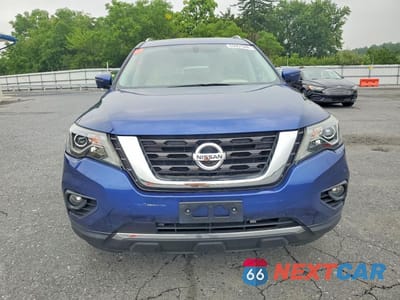 Piąte zdjęcie samochodu w środku: 2018 NISSAN PATHFINDER PLATINUM VIN:5N1DR2MN0JC620741 - miniatura