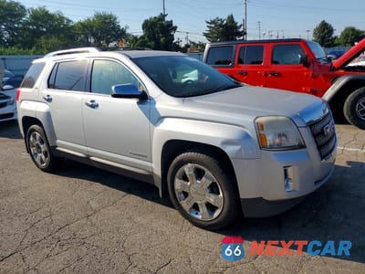 Czwarte zdjęcie samochodu z boku: 2010 GMC TERRAIN SLT VIN:2CTFLJEY3A6409662 - miniatura