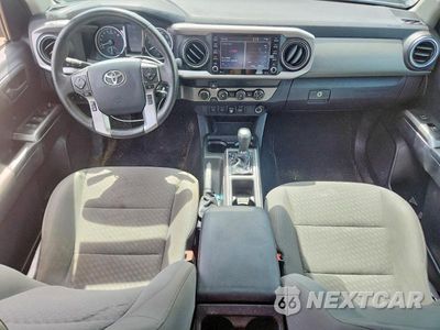 Zdjęcie 8 z 12 samochodu: 2020 TOYOTA TACOMA SR5 V6 VIN:3TMDZ5BN5LM089028 - miniatura
