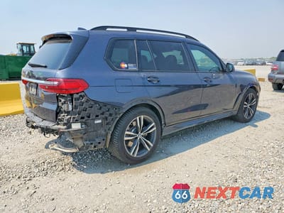 Trzecie zdjęcie samochodu z tyłu: 2021 BMW X7 XDRIVE40I VIN:5UXCW2C06M9E91504 - miniatura