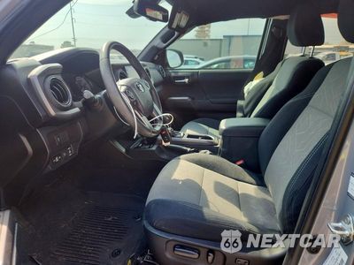 Zdjęcie 7 z 12 samochodu: 2021 TOYOTA TACOMA TRD OFF-ROAD VIN:3TMDZ5BN7MM107577 - miniatura