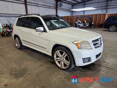 Czwarte zdjęcie samochodu z boku: 2012 MERCEDES-BENZ GLK 350 VIN:WDCGG5GB7CF748609 - miniatura