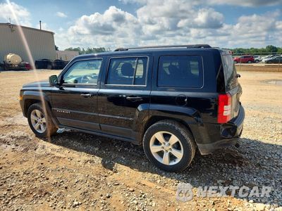 Drugie zdjęcie samochodu z przodu: 2015 JEEP PATRIOT LATITUDE VIN:1C4NJPFB0FD379927 - miniatura